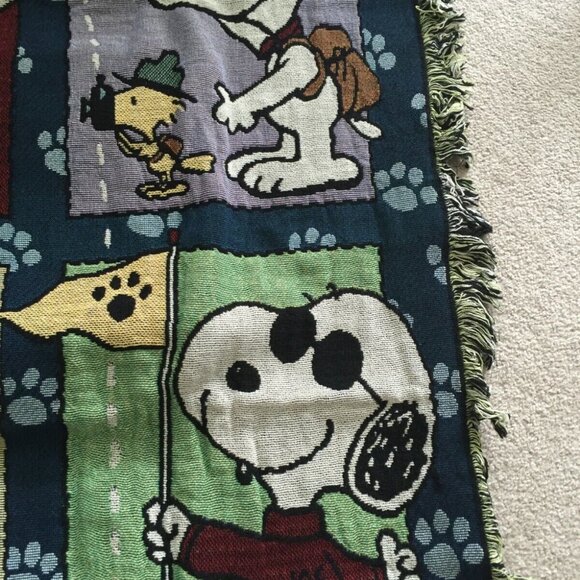 SNOOPY PEANUTS BIG BLANCKET - Picture 3 of 4